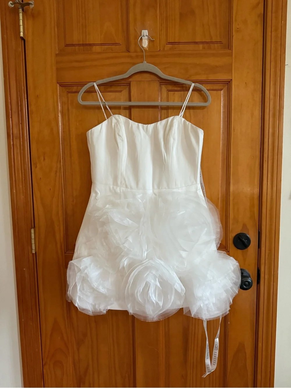 ELLIATT Asher Flower Mini Dress in White / Ivory Size Large NEW